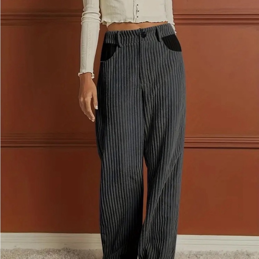 NWOT Wide Whale Corduroy Gray/Black Wide Leg Pants. Size Small